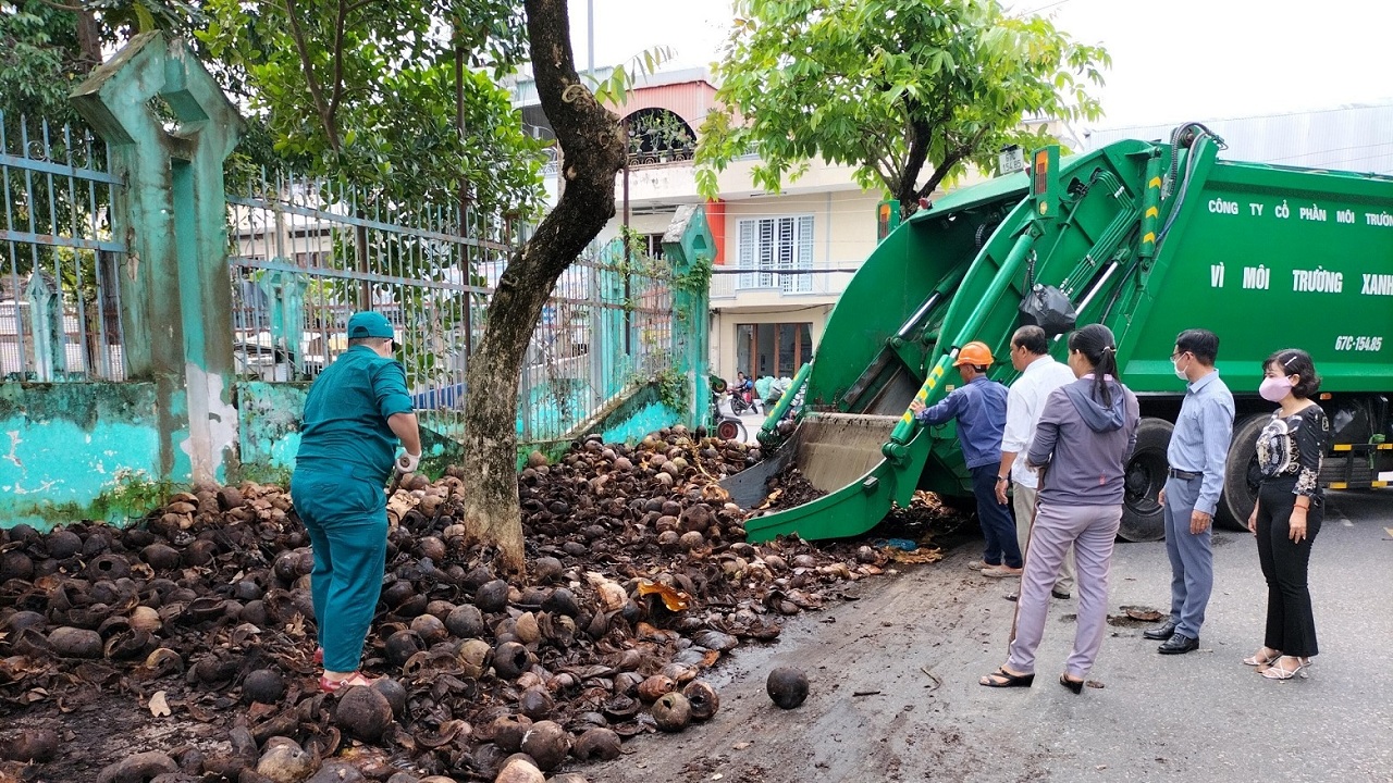 Ra quân tổng vệ sinh môi trường