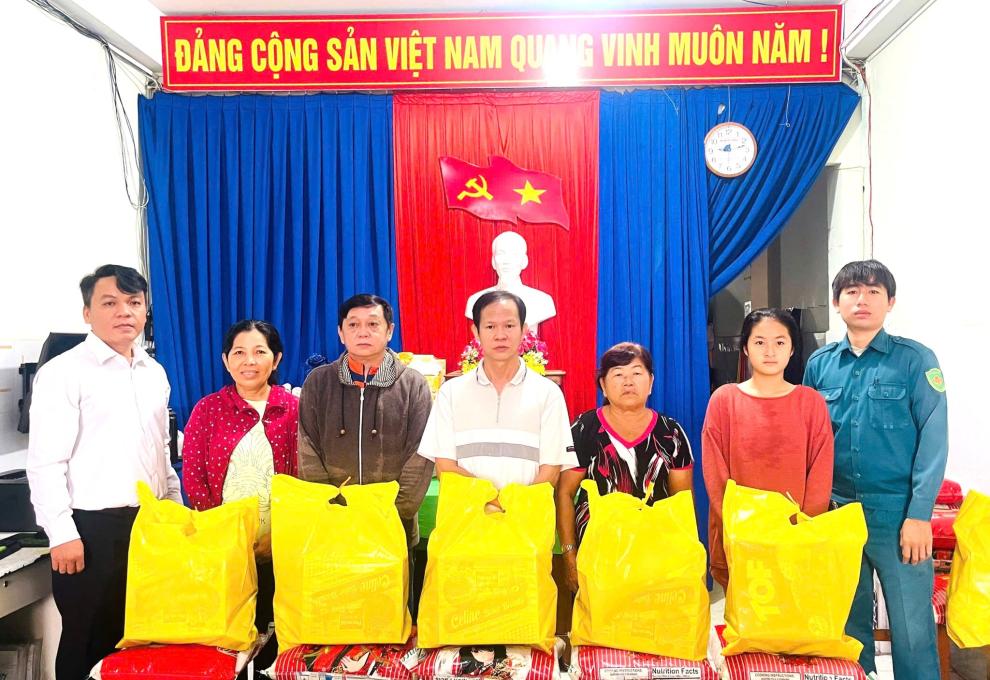 Nguồn: Văn phòng khóm 1, phường Mỹ Long